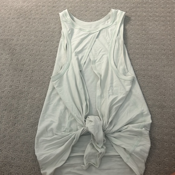 Lulu lemon top, open back - Picture 2 of 3